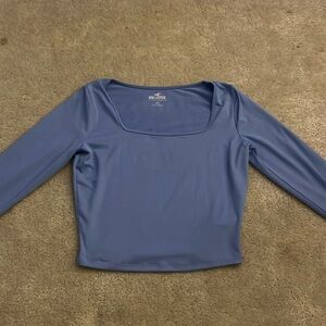 long sleeve holllister crop top
